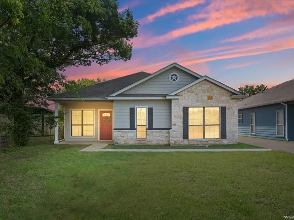 200 Garden Dr, Waco, TX 76706