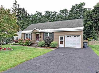 111 Mercer Ave, Schenectady, NY 12303