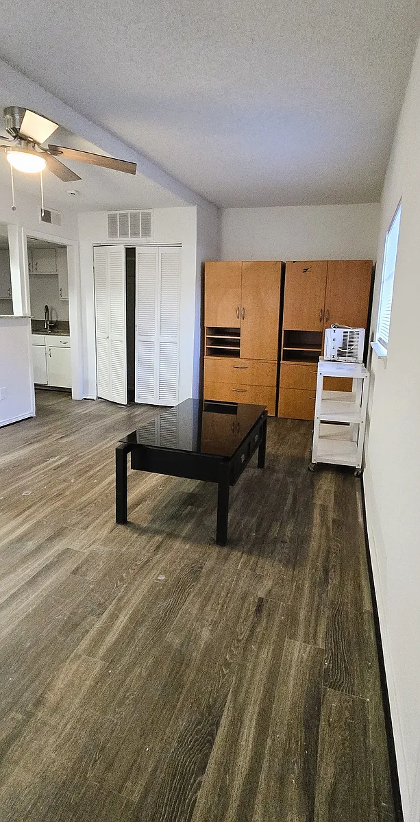 Building Photo - 7152 Fair Oaks Ave #1057