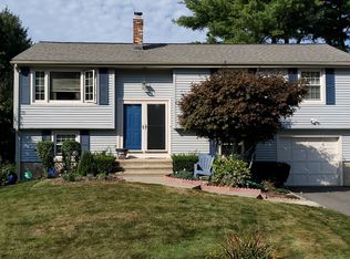 10 Blue Meadow Rd, Middletown, CT 06457