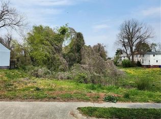 136 Mahan St E, Suffolk, VA 23434