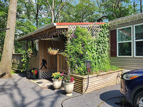 Front porch from driveway