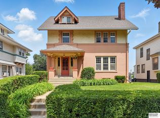 115 N 38th Ave, Omaha, NE 68131