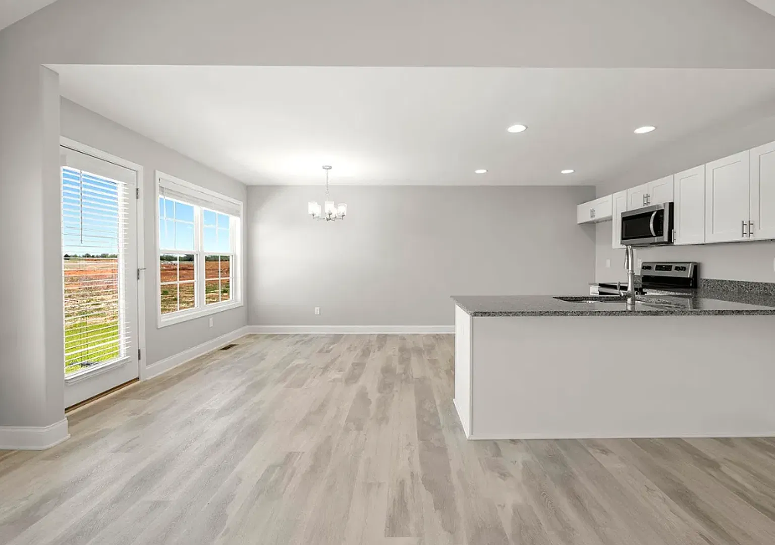 1203 Melody Avenue — Photo 3
