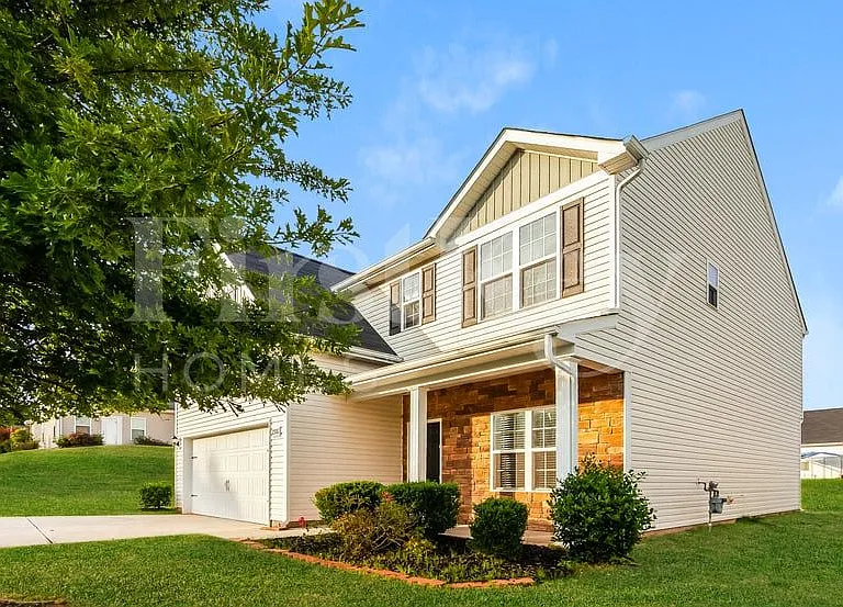 2516 Meadow Crossing Dr — Photo 2