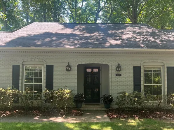 9430 Hinson Dr, Matthews, NC 28105