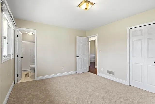 5799 Blandford Ct — Photo 21