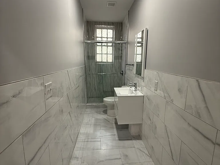 302 Richmond St #27 — Photo 17