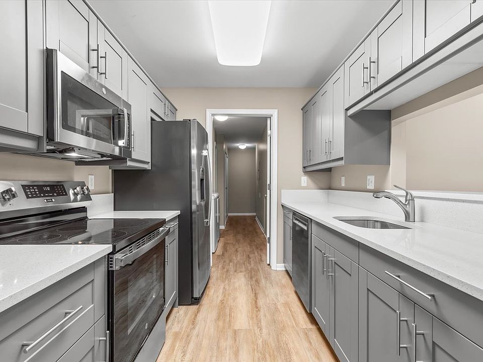 Gorgeous BRAND NEW kitchen!