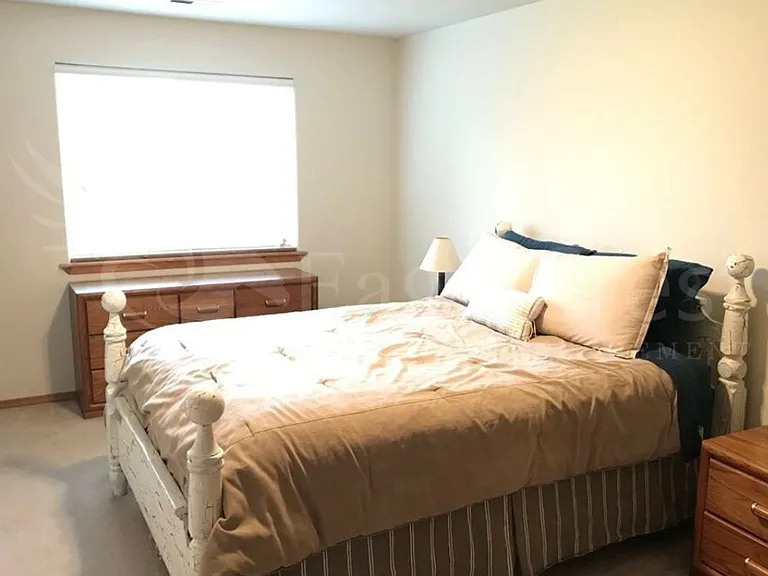 2331 Hawk Dr — Photo 15