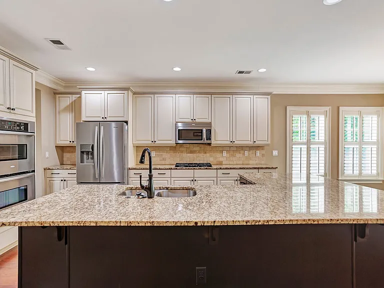 258 Silver Cypress Cir — Photo 10