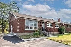 10 Collier Rd N