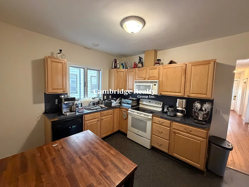 288 Boston Ave #1T