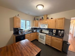 288 Boston Ave #1T, Medford, MA 02155