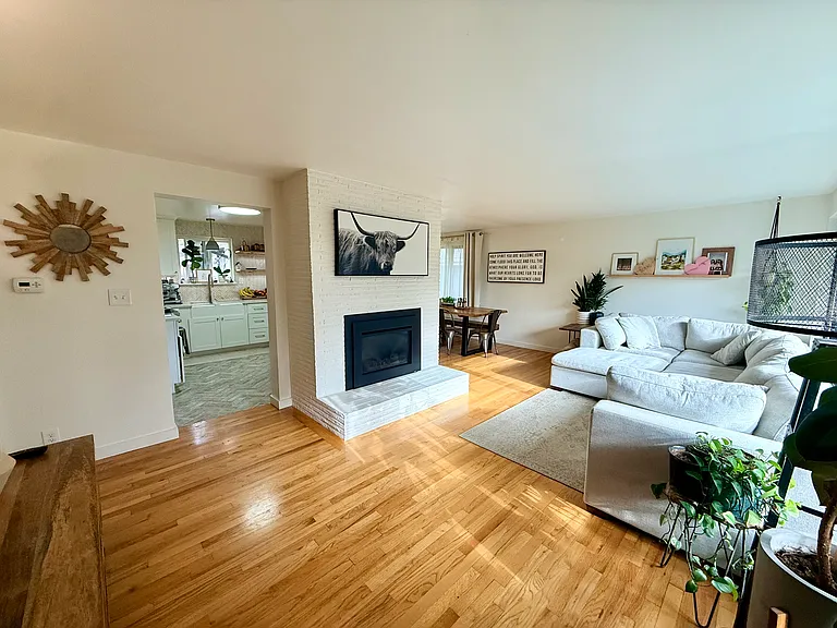 4146 46th Ave SW — Photo 9