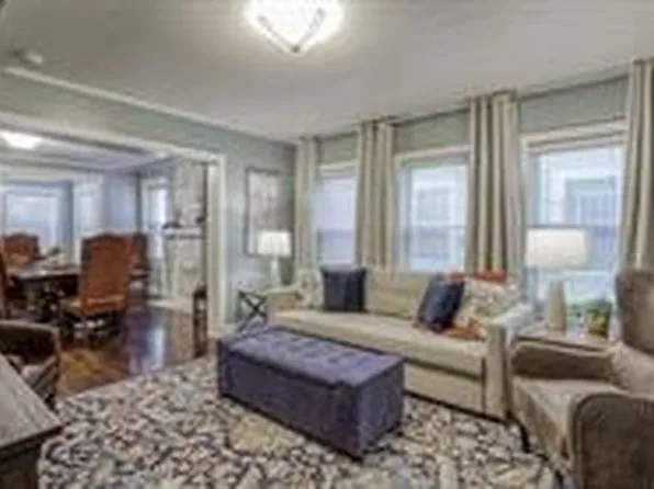 3400 Gillham Rd, Kansas City, MO