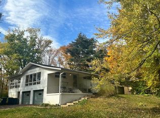 30 Circle Dr, Carmel, IN 46032