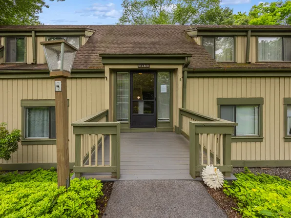 93 Heritage Village #D, Southbury, CT 06488