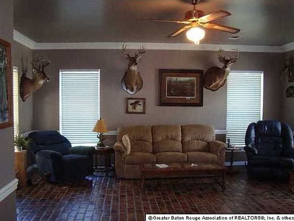 3rd image of 11140 Mill Creek Ln