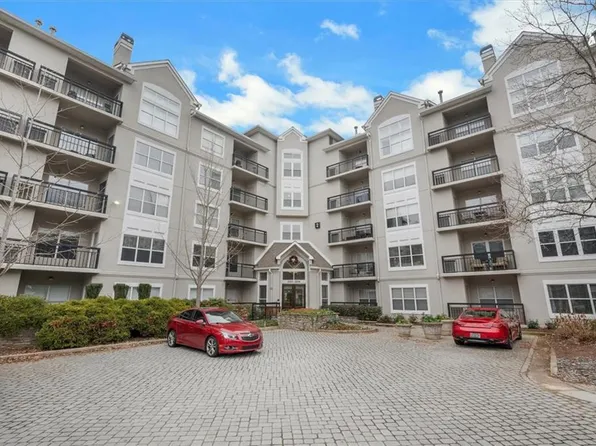 2303 River Green Dr NW, Atlanta, GA 30327