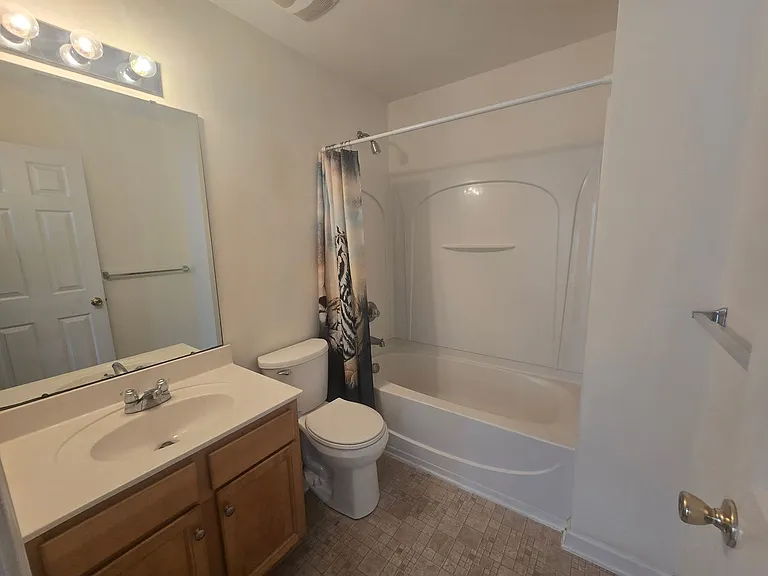 639 Fawnborough Ct — Photo 13