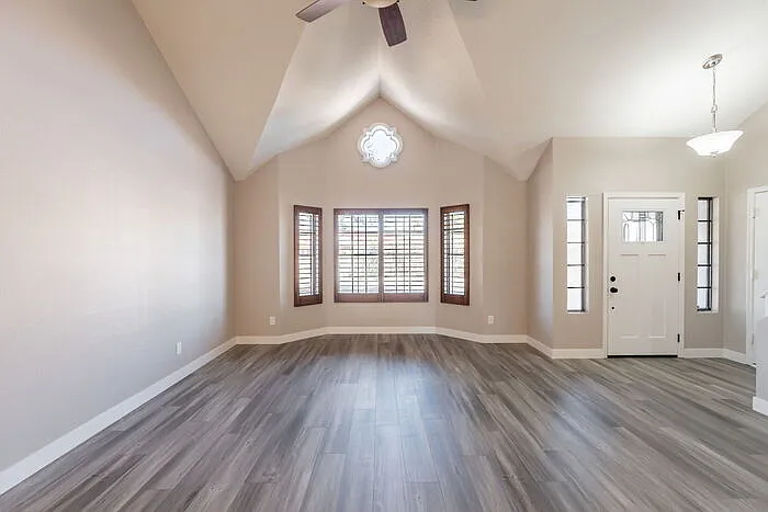 5416 E Glencove St — Photo 11