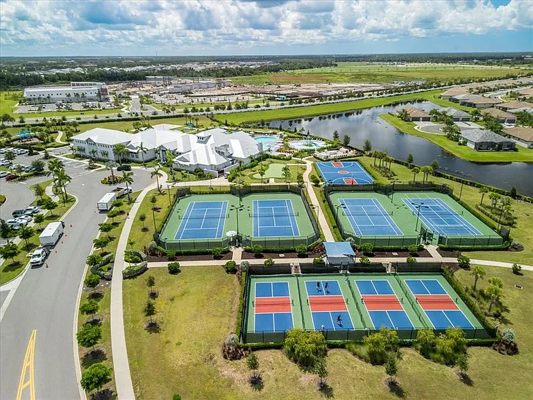 5161 Coral Reef Way — Photo 46