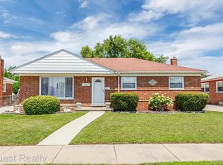 11047 Sunburst Ave, Warren, MI 48089