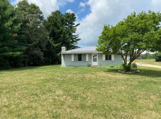 909 Trout Creek Rd, Bristol, IN 46507