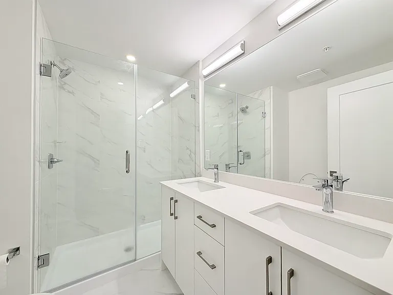 6338 King George Blvd #308 — Photo 14
