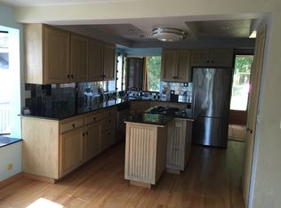 54 Ridgeline Dr, Eugene, OR 97405