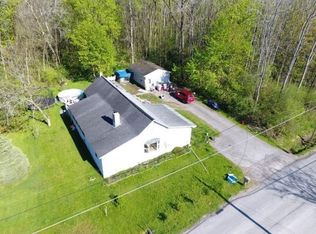 9386 Lewis Point Rd, Canastota, NY 13032