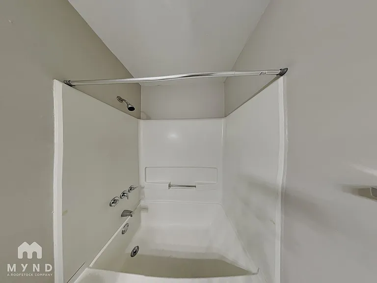 10576 Sourwood Ct — Photo 30