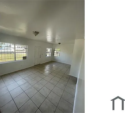 4526 Fairview St — Photo 7