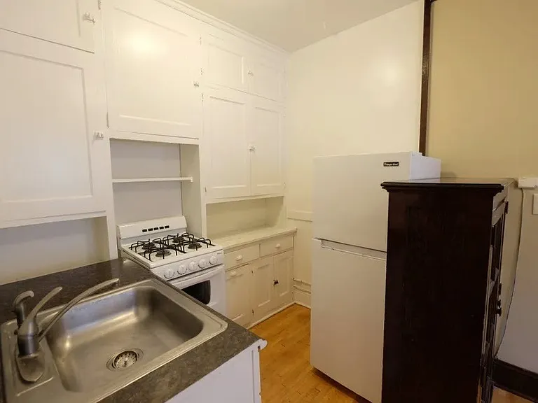 Welcome to Central Lakes of Uptown, where modern living meets comfort. This inviting kitchen features ample space, essential appliances, and a sleek design that makes meal prep a breeze. Don't miss out on your dream homeschedule a tour today!