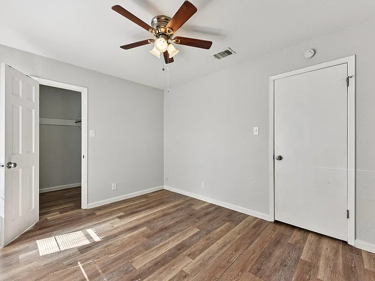 1210 Southport Dr #A — Photo 24
