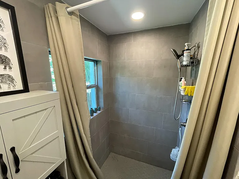 1418-1430 SW 27th St #1 — Photo 9