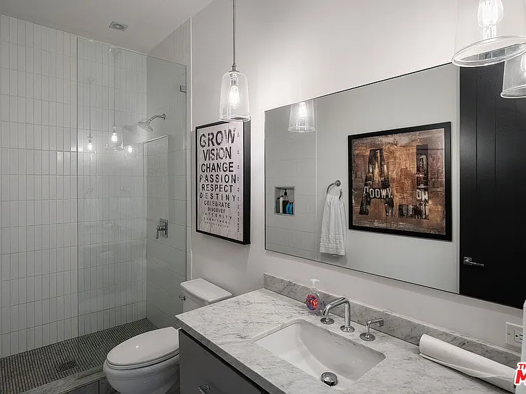 17351 Sunset Blvd #402A — Photo 11