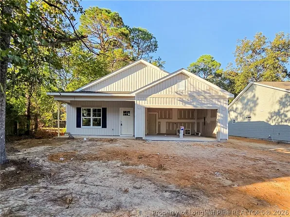 6342 Bailey Lake Rd, Fayetteville, NC 28304