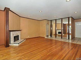 5832 Norwich Ave, Van Nuys, CA 91411