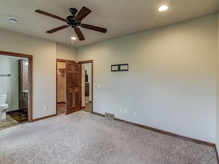 Bison Trail Twin Homes — Photo 21