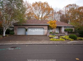 7360 SW Fairway Dr, Wilsonville, OR 97070
