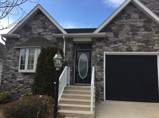 14256 Shelby Cir, Hagerstown, MD