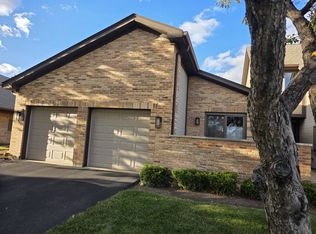 1764 Pebble Beach Dr, Hoffman Estates, IL