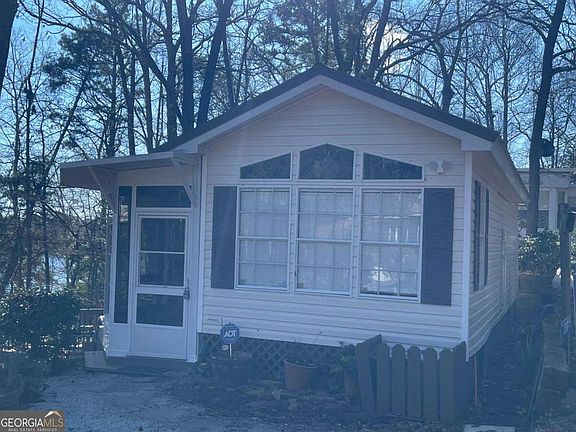 3rd image of 20 Clipper Cir