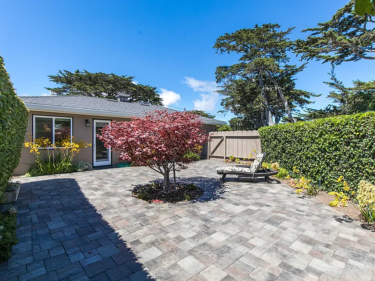26224 Hilltop Pl — Photo 47