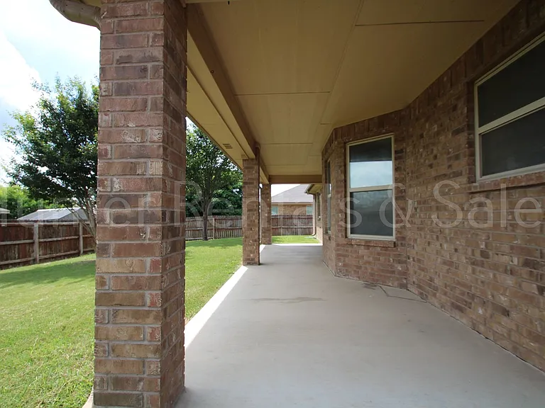 702 W Orion Dr — Photo 30