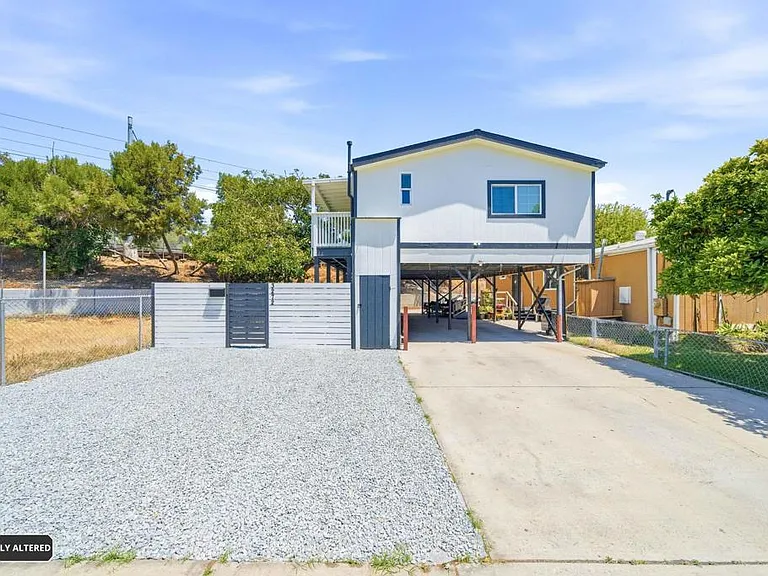 3272 K St — Photo 3
