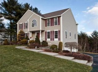 10 Hawk Dr, Salem, NH 03079