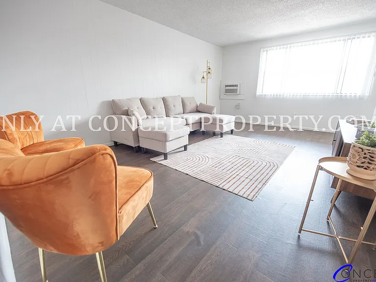 Murray Place — Photo 33